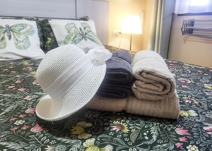 Golf Orange Eagle Apartment